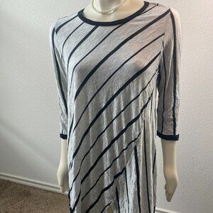 COMFY USA Chloe Black Gray Striped Tunic Top 3/4 Sleeve $82.00 Size S NWOT